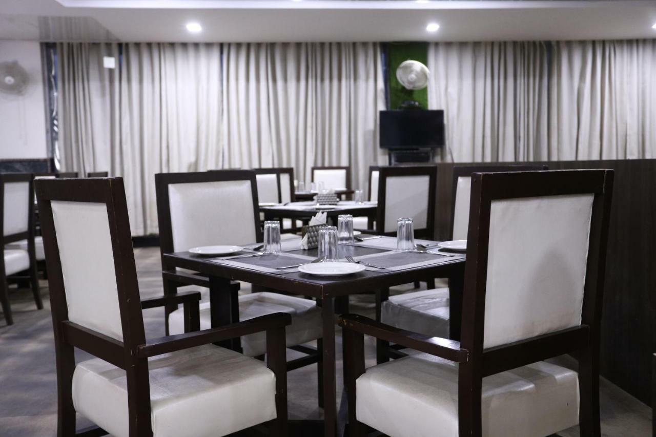 Diwan Hotel And Restaurant Surkhi Exteriér fotografie